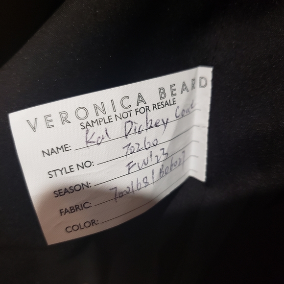 Veronica beard trench coat military style  size 4 tan belted - Picture 6 of 6